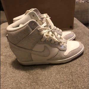 Nike Women’s Dunk Sky High Vintage